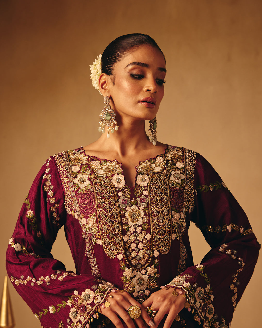 Noor-e-Gul mehroon suit set