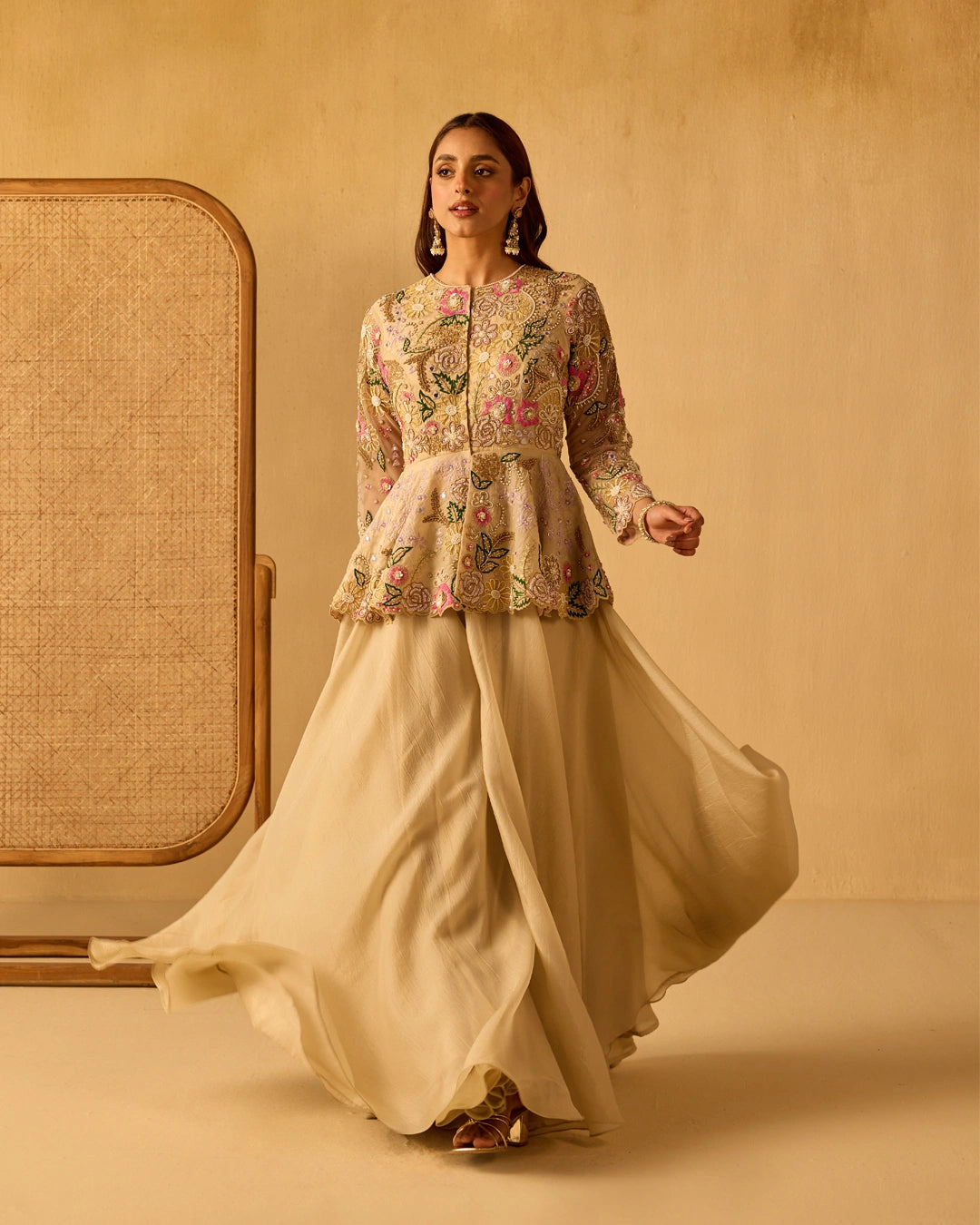 Mehr ivory gold Peplum Set