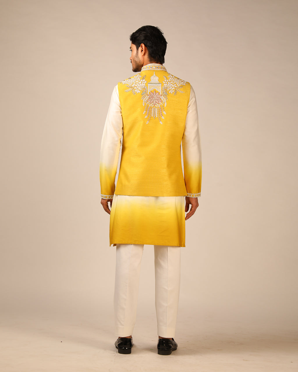 Divyom Kurta Set