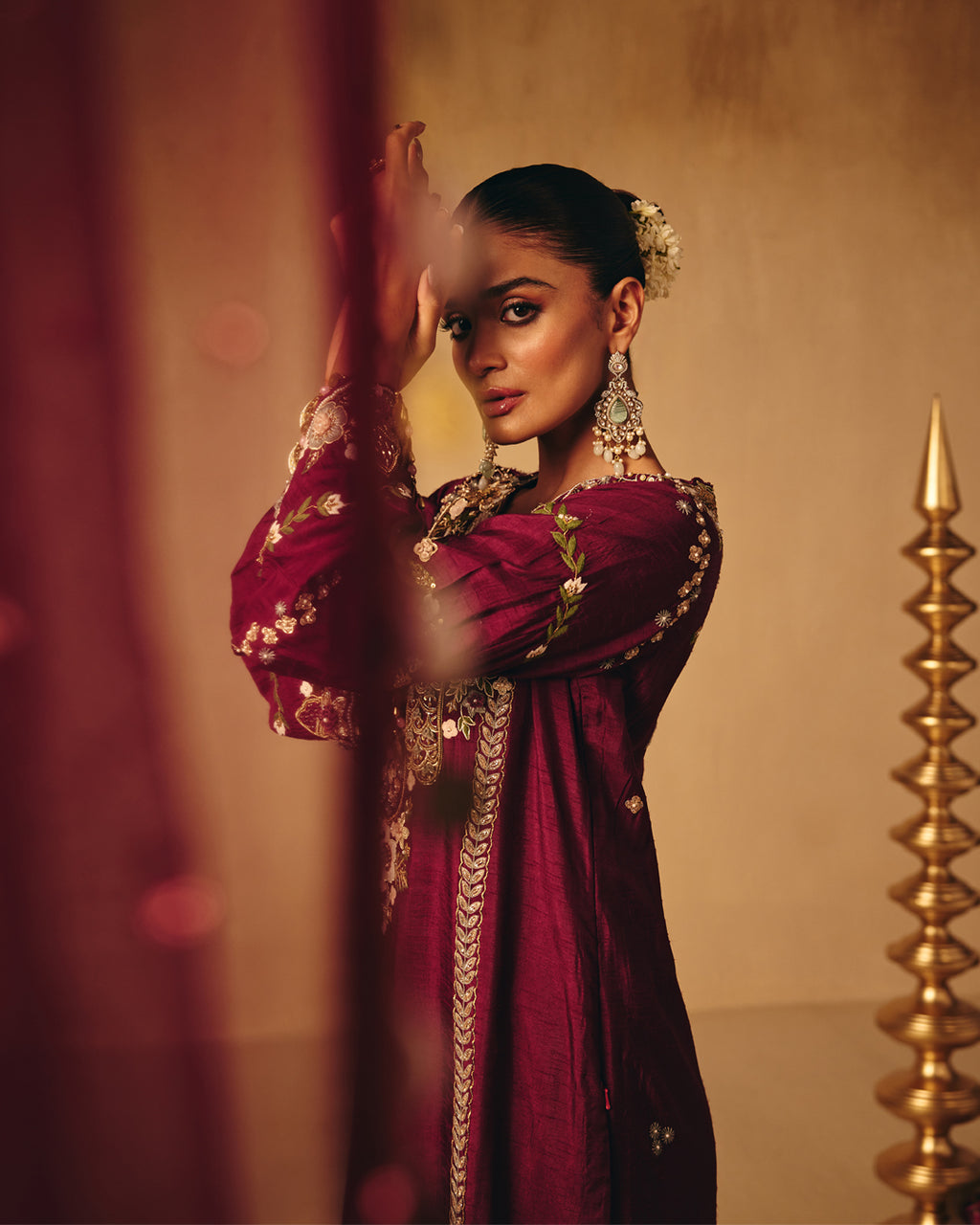 Noor-e-Gul mehroon suit set