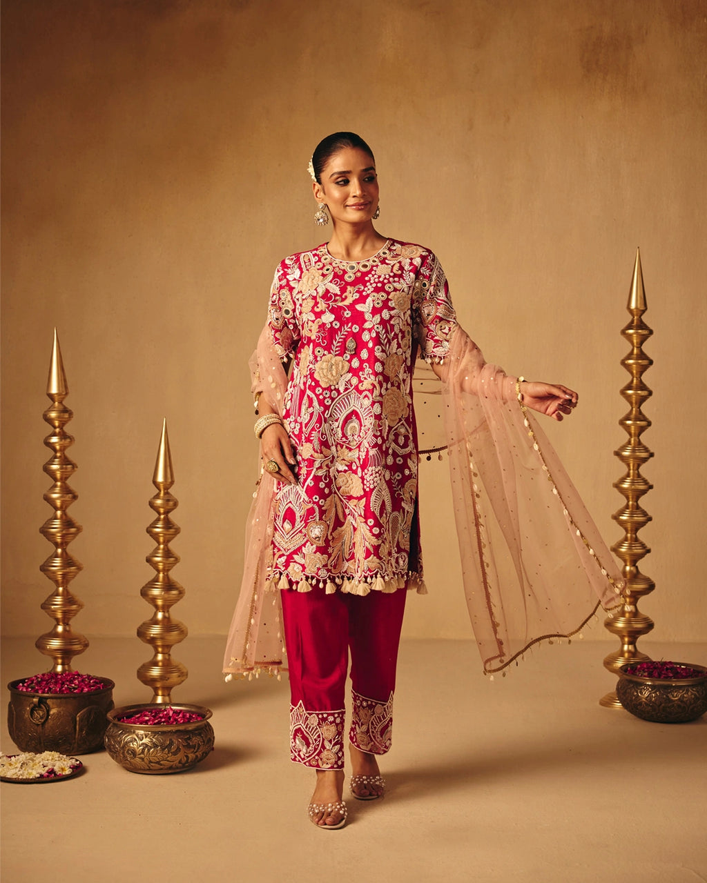 Taara Red suit set